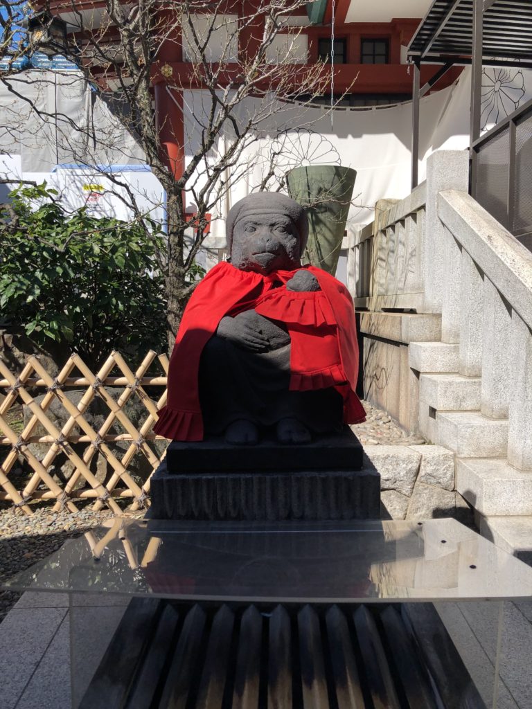 東京都港区の坂道「日枝神社のまさる」です。