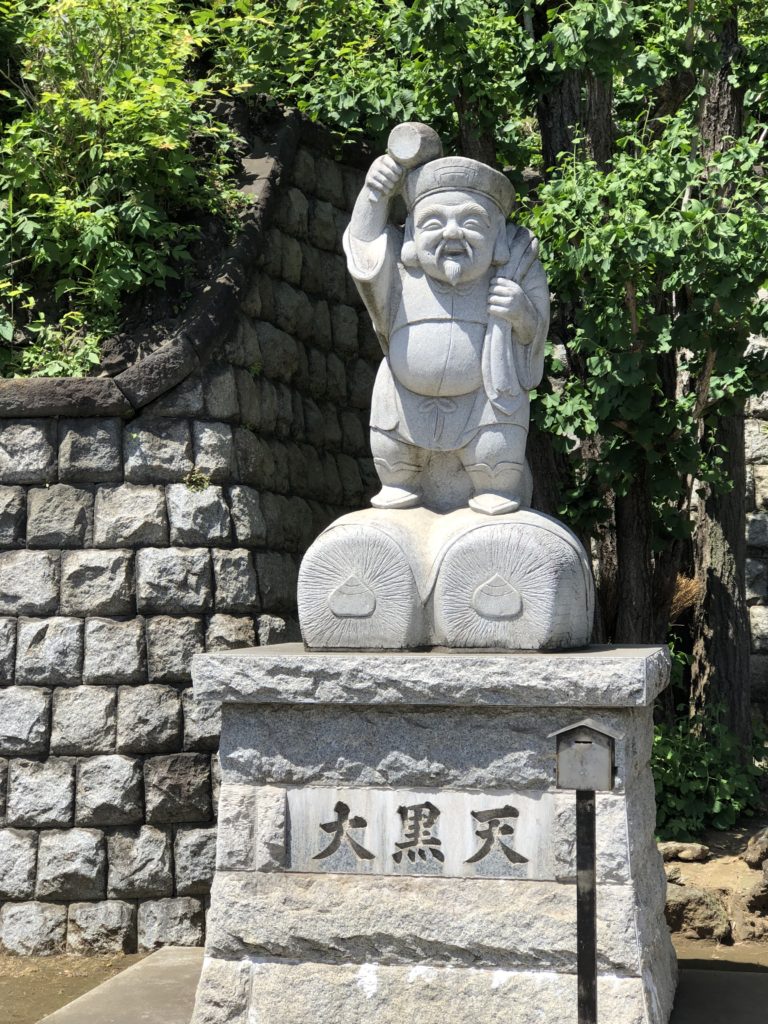 品川神社＿大黒天、東京品川区にあり、東京十社の中の1社、品川神社にはたくさんの方がお見えになられます。
