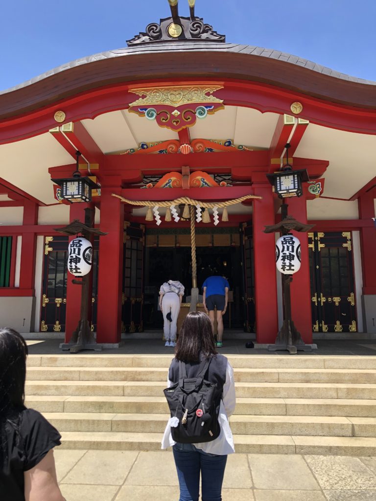 品川神社、社殿、東京品川区にあり、東京十社の中の1社、品川神社にはたくさんの方がお見えになられます。